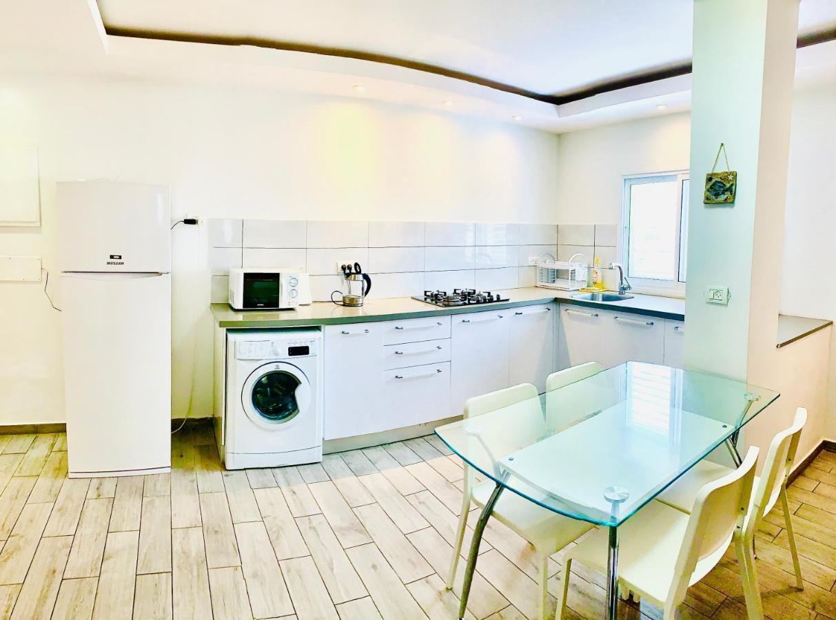 Royal Lea Apartmens Netanya Exterior photo